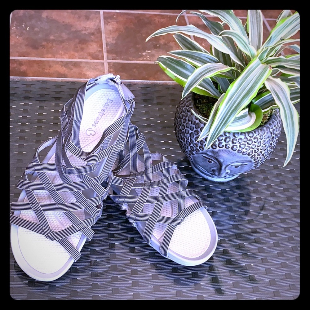 BareTraps Samina Sandal